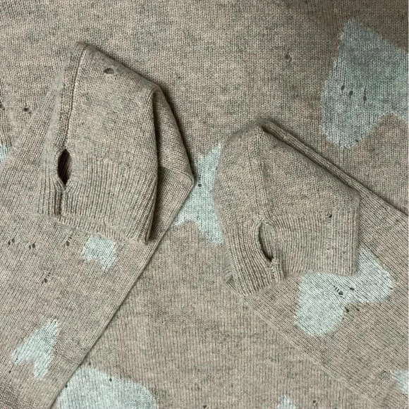 NWT Zadig & Voltaire Markus Heart Destroyed Cashmere Sweater Pink M - Picture 10 of 13